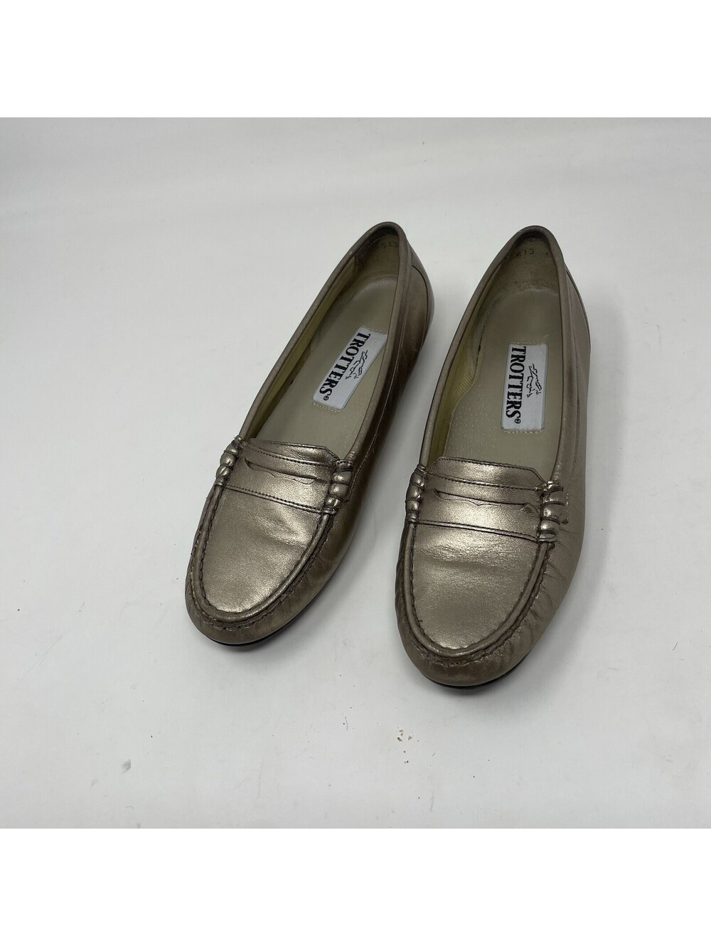 Trotters Francie Women's Metallic Gold Loafers, Size 6.5 Narrow